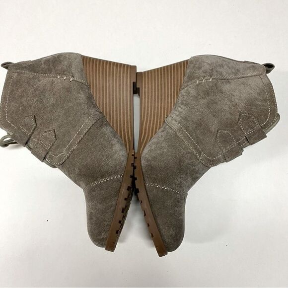 RAMPAGE Krispy tab lace up Wedge Heeled Ankle Boots corduroy fabric NEW 8.5 - Picture 5 of 11